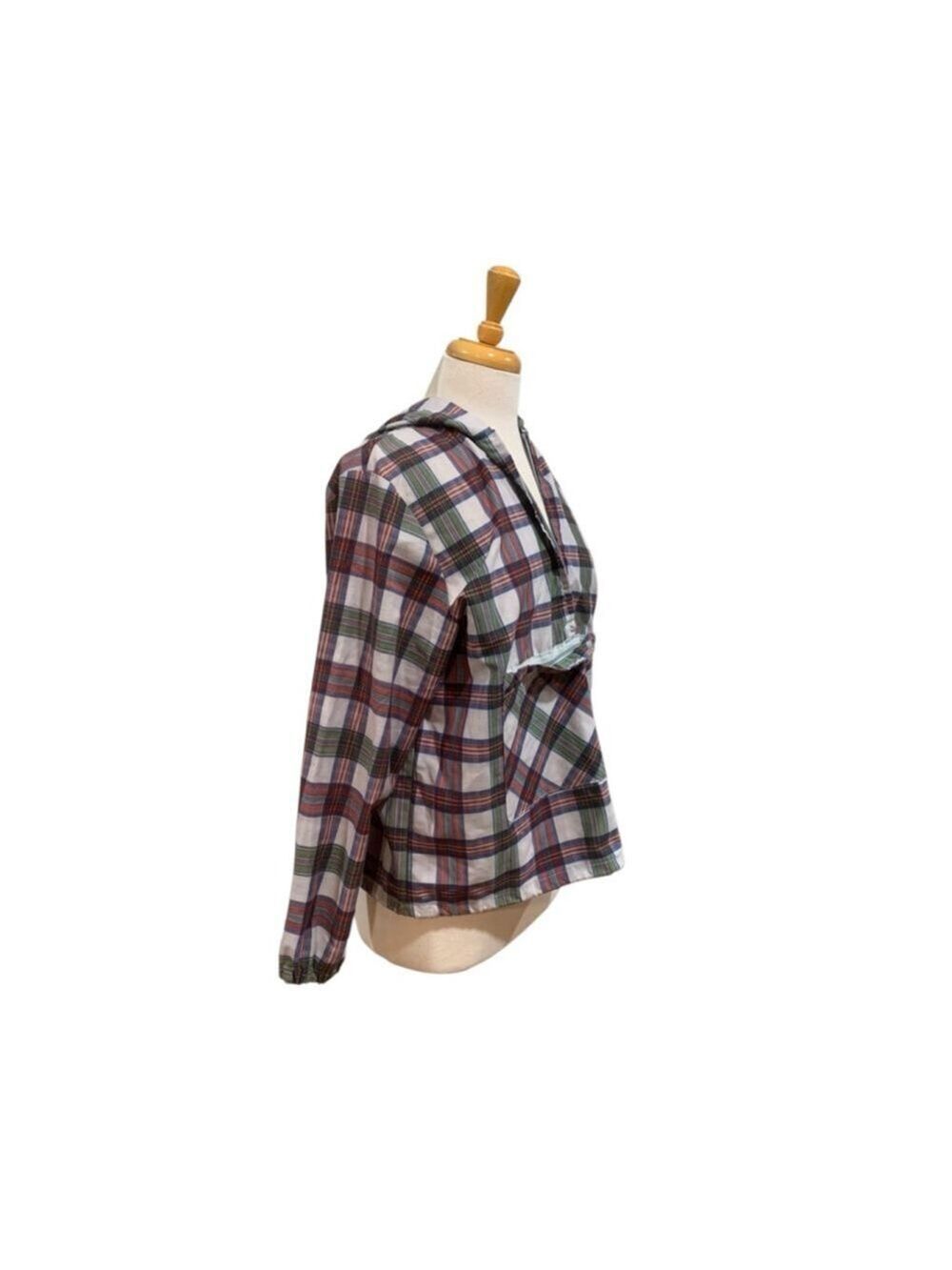 Vintage 60’s Union made lightweight Plaid long sleeved hoodie w/pocket - Picture 6 of 7